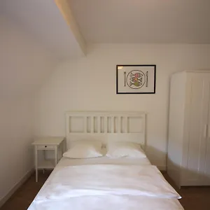 Rent A Eptingerstrasse - Self Check-in Bazel